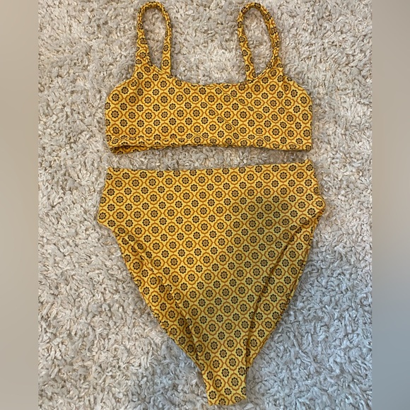 Skatie Set - M top, L bottom - Picture 1 of 7